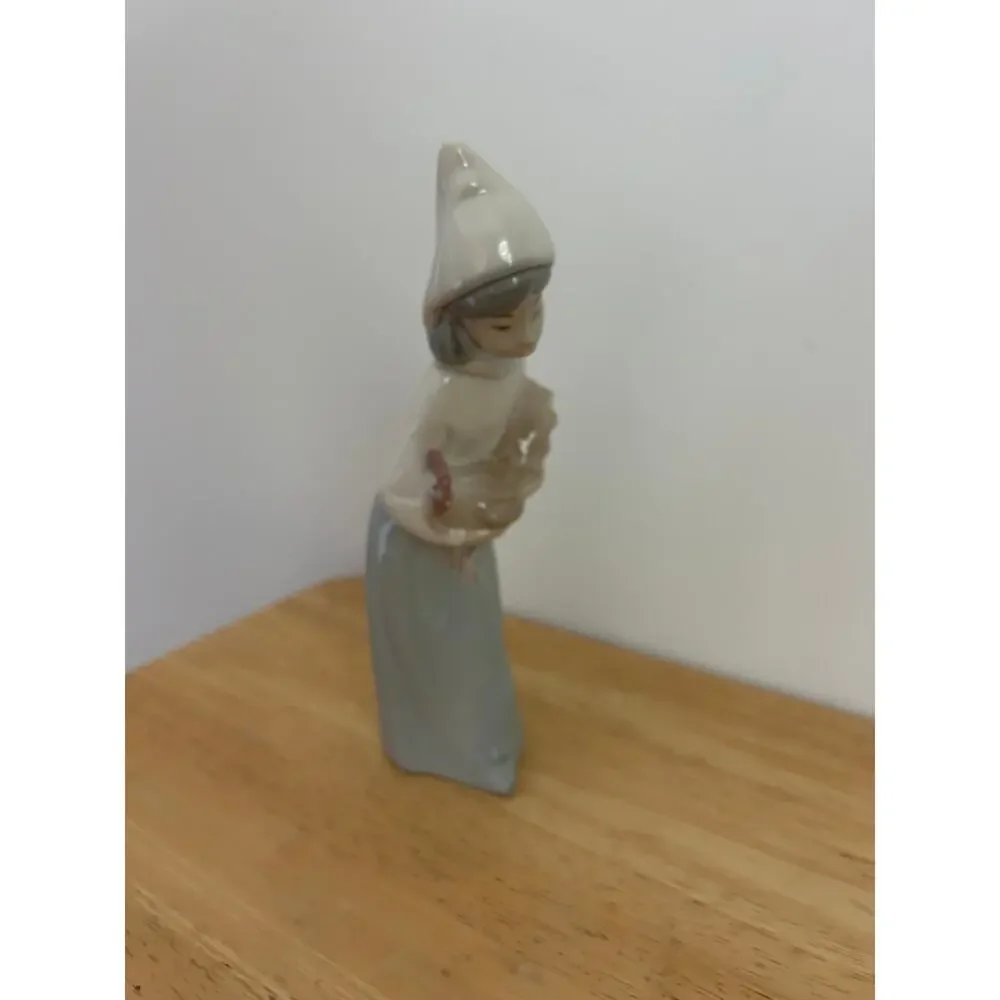 Vintage Lladro “Girl with Rooster” Figurine #4677 by Juan Huerta Retired